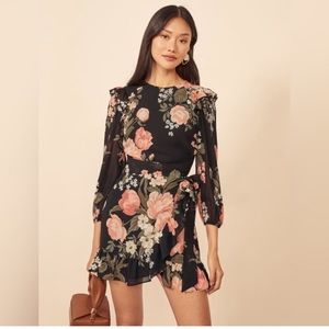 Reformation Quest Dress size 2